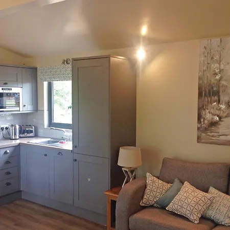 Cedar Retreats Holiday park *