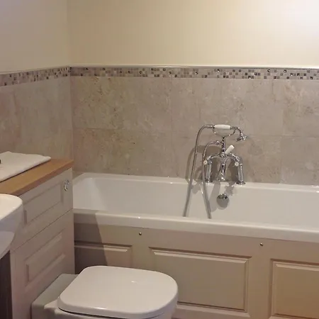 Cedar Retreats Holiday park West Tanfield