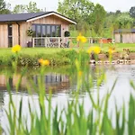 Prázdninový areál Cedar Retreats *